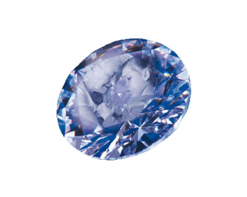 Erinnerungsdiamant aus der Asche eines Verstorbenen