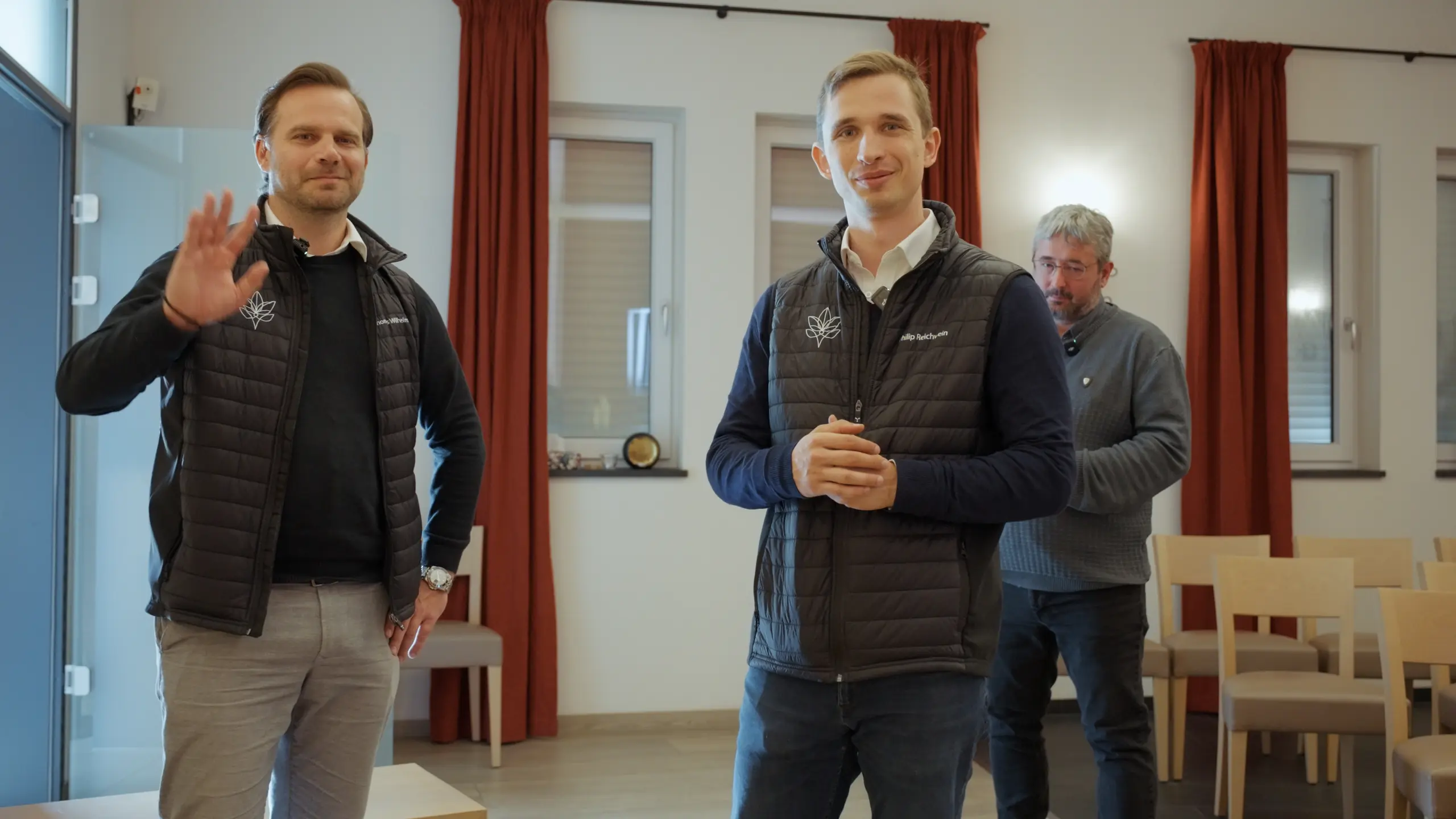 Team des Landshuter Bestattungsdiensts beim Besuch im Krematorium Vilshofen